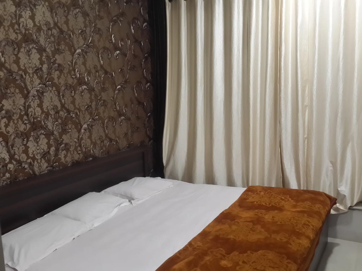 Hotel Holiday Era Opposite Railway Station Aurangabad  Exteriör bild